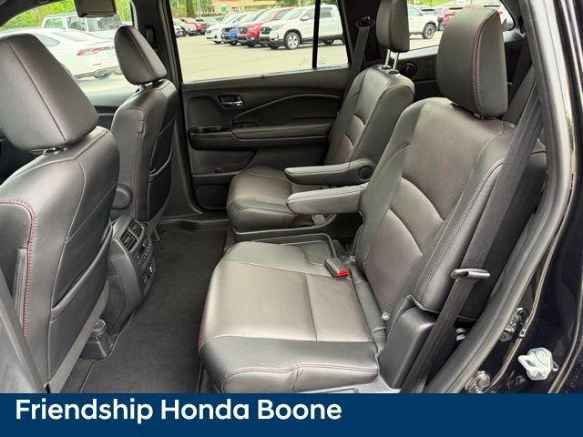 Used 2022 Honda Pilot Black Edition image 38