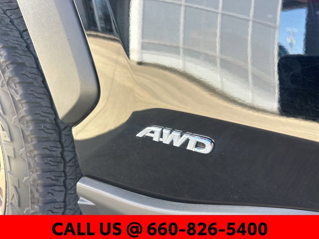 Certified 2025 Toyota RAV4 Woodland Edition image 6
