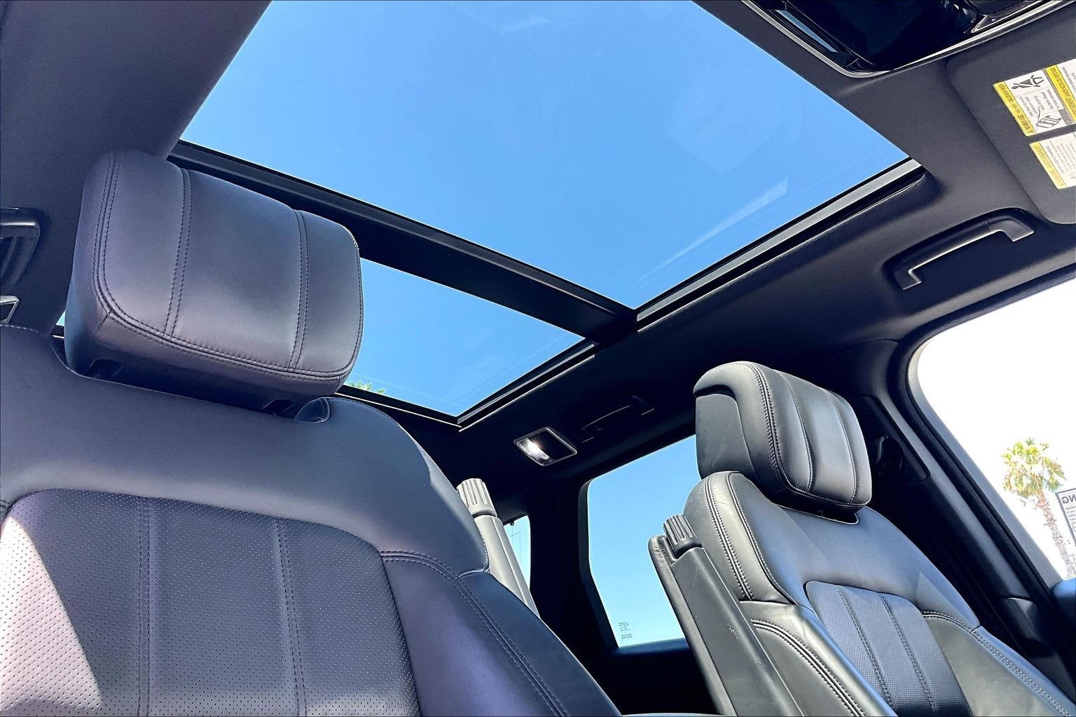 Used 2019 Land Rover Range Rover Sport Supercharged AWD/4WD image 22