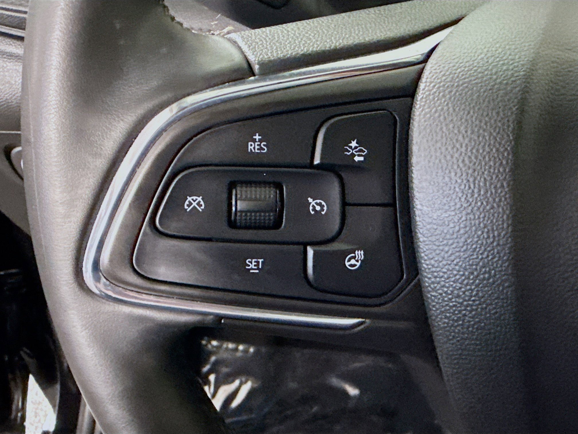 Used 2026 Buick Encore GX Sport Touring w/ Comfort Package image 14