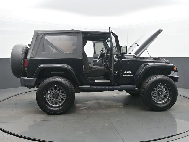 Used 2017 Jeep Wrangler Sahara w/ Connectivity Group image 52