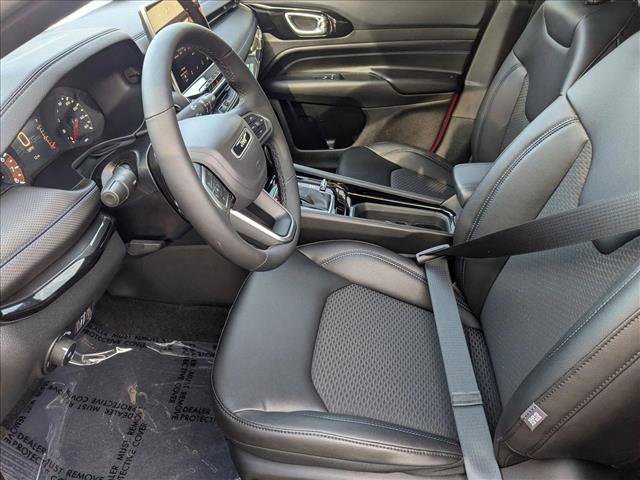 New 2026 Jeep Compass Latitude image 4