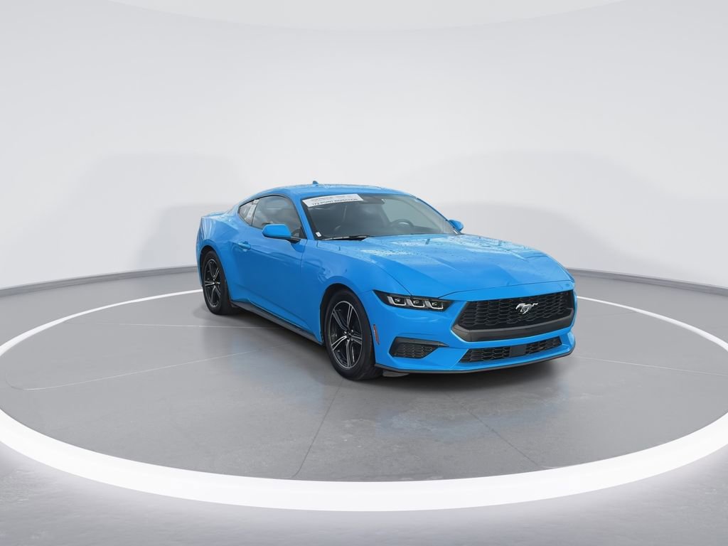 Used 2024 Ford Mustang Premium image 2