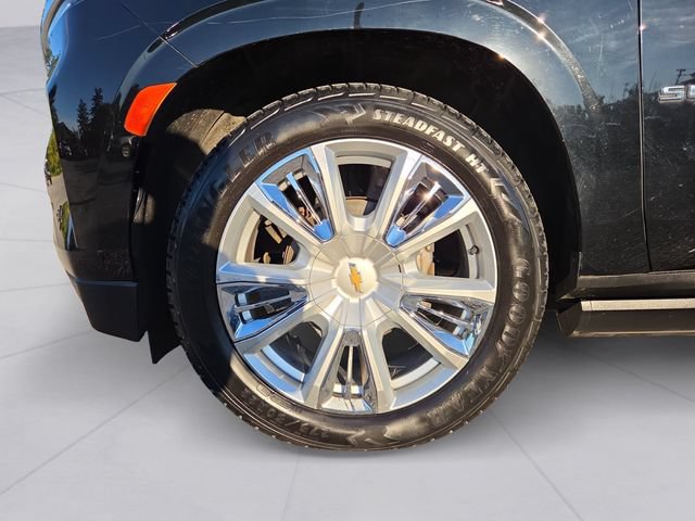 Certified 2021 Chevrolet Suburban High Country AWD/4WD image 9