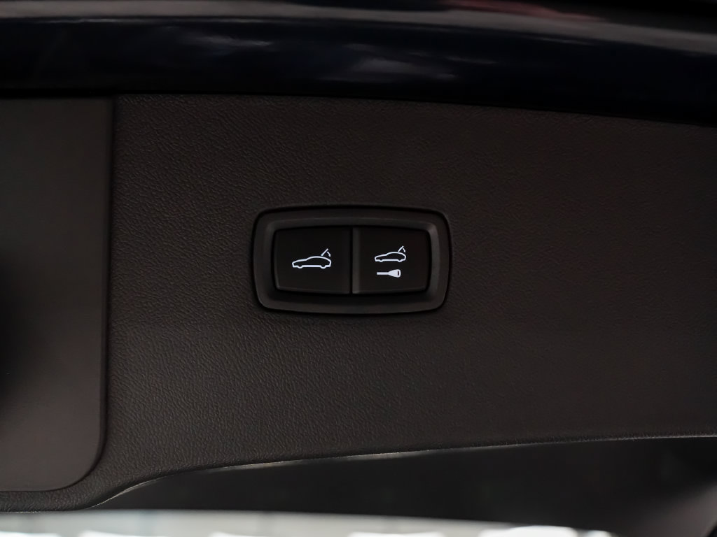 New 2026 Porsche Cayenne GTS AWD/4WD image 10