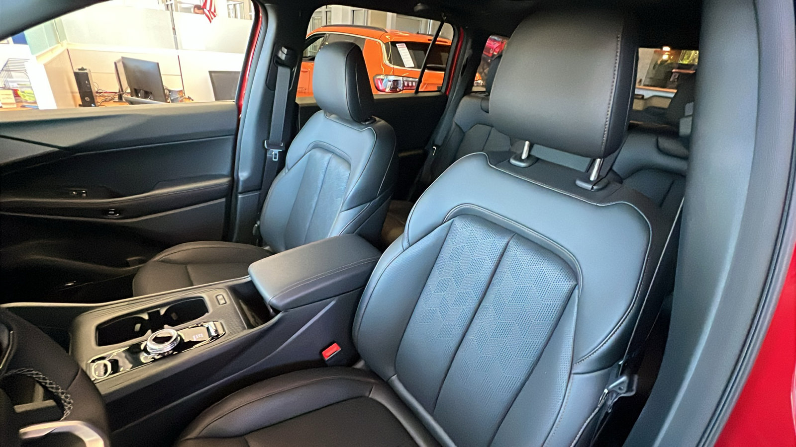 New 2026 Jeep Cherokee Overland image 17