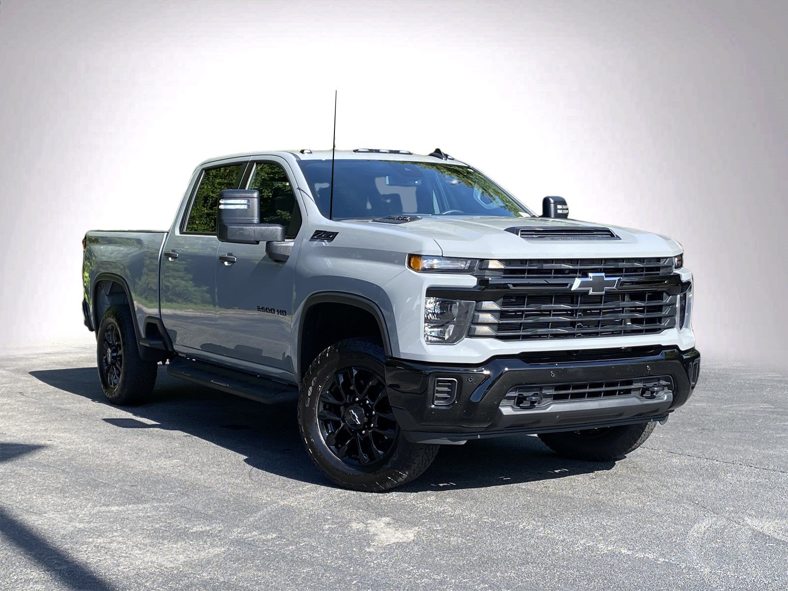 Used 2025 Chevrolet Silverado 2500 Custom w/ Custom Value Package AWD/4WD video 2