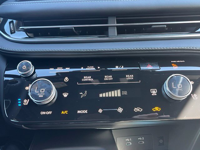 New 2027 INFINITI QX60 Luxe FWD image 18