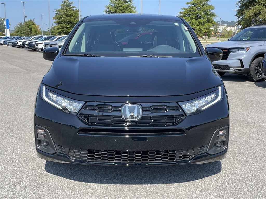 New 2026 Honda Odyssey Touring image 8