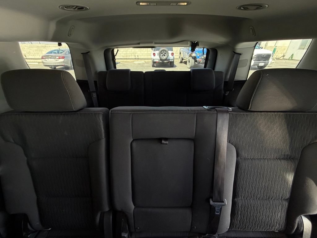 Used 2017 GMC Yukon SLE w/ Convenience Package RWD image 11