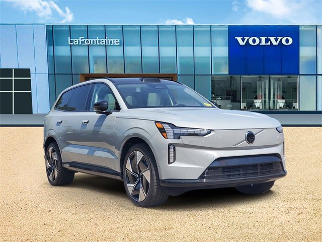 New 2025 Volvo EX90 Plus image 3