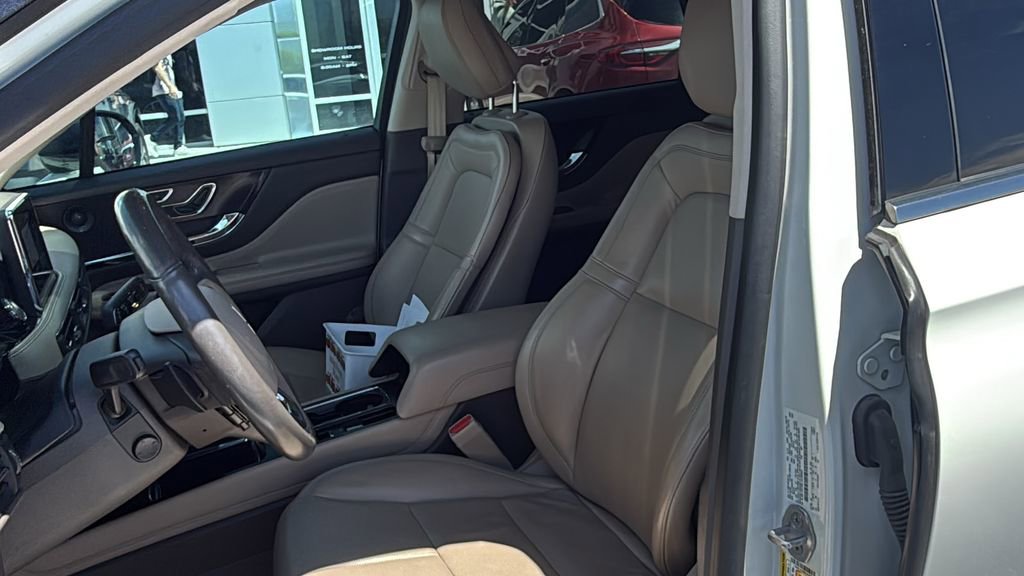 Used 2020 Lincoln Corsair Reserve FWD image 10