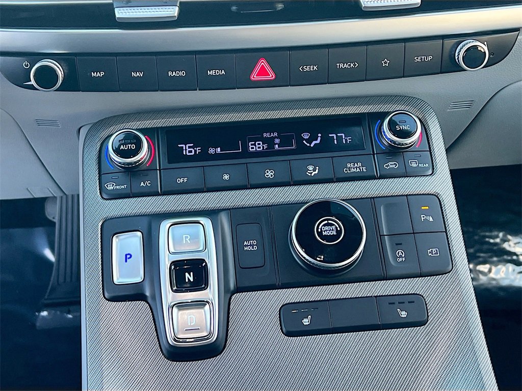 Used 2024 Hyundai Palisade SEL image 15