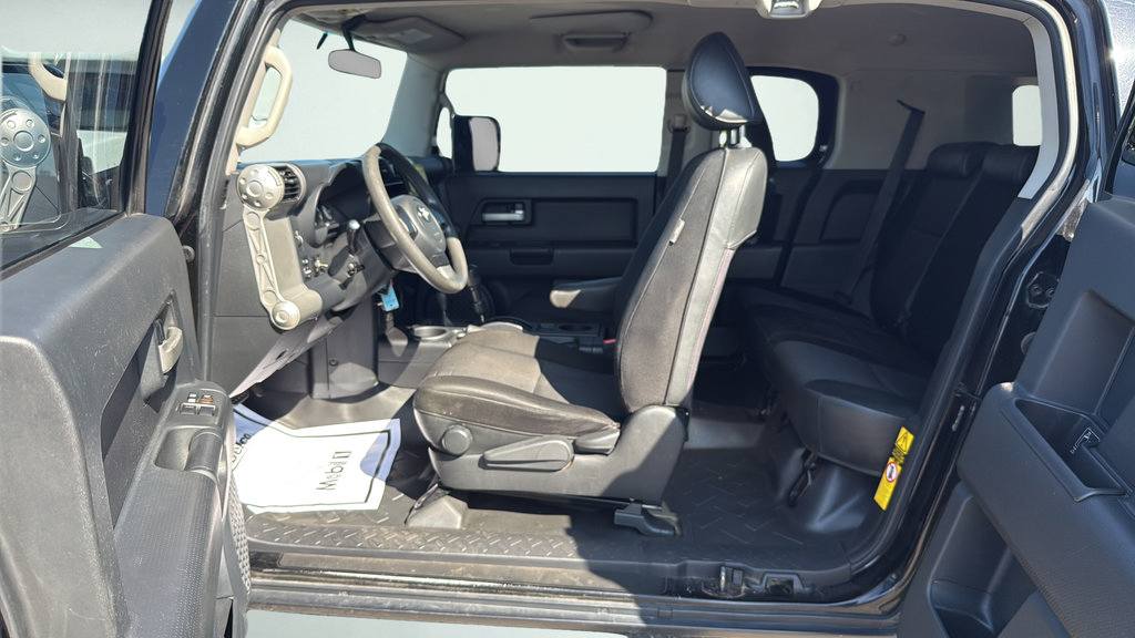 Used 2008 Toyota FJ Cruiser 4WD image 34