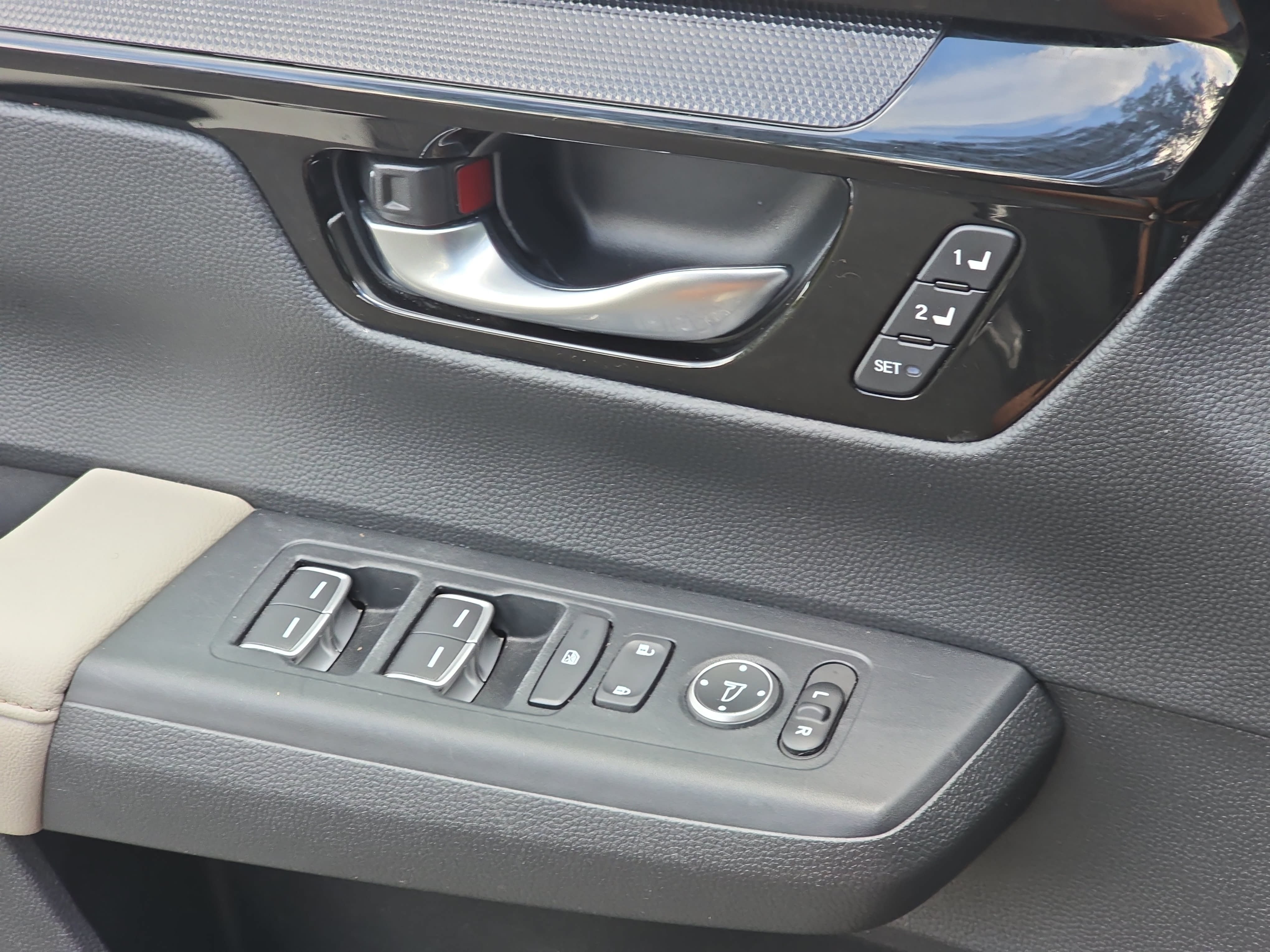 Certified 2024 Honda CR-V EX-L image 28