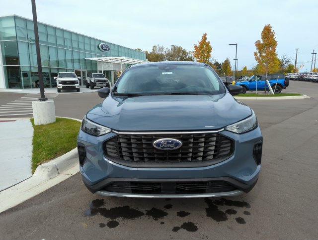 Certified 2024 Ford Escape Active AWD/4WD image 8