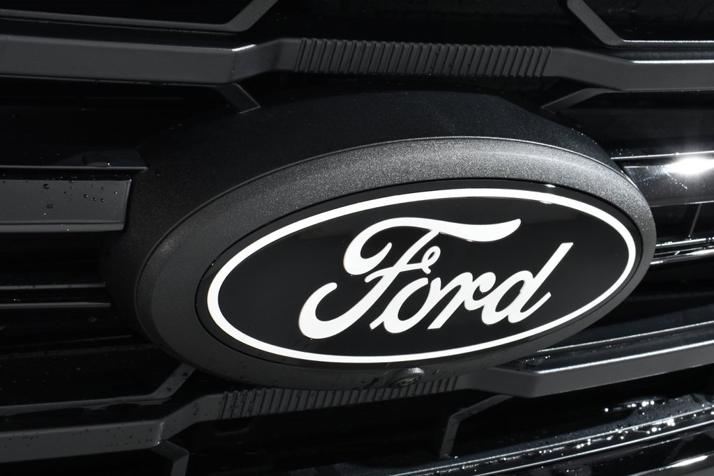 New 2026 Ford F150 XLT w/ Equipment Group 302A MID image 20