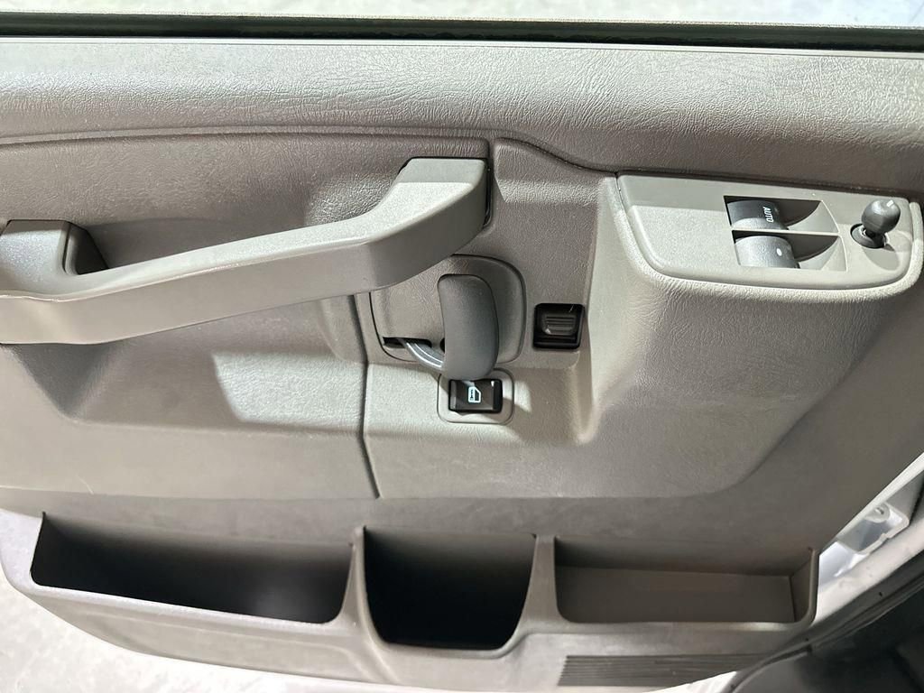 Used 2024 Chevrolet Express 2500 w/ Driver Convenience Package image 16