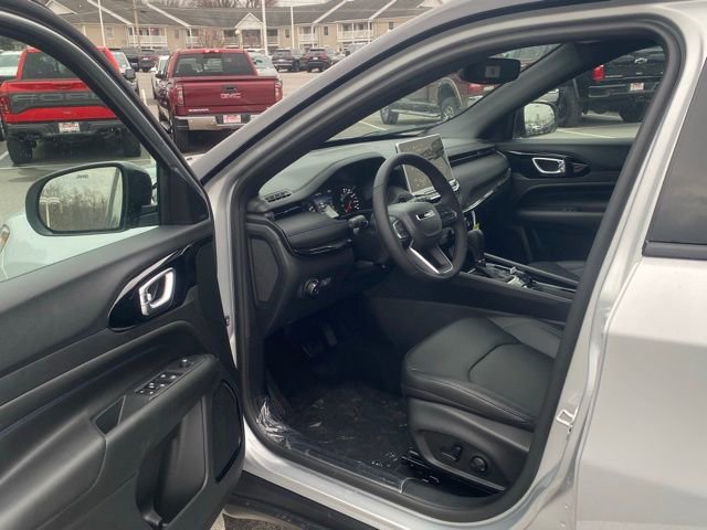 New 2026 Jeep Compass Limited image 14