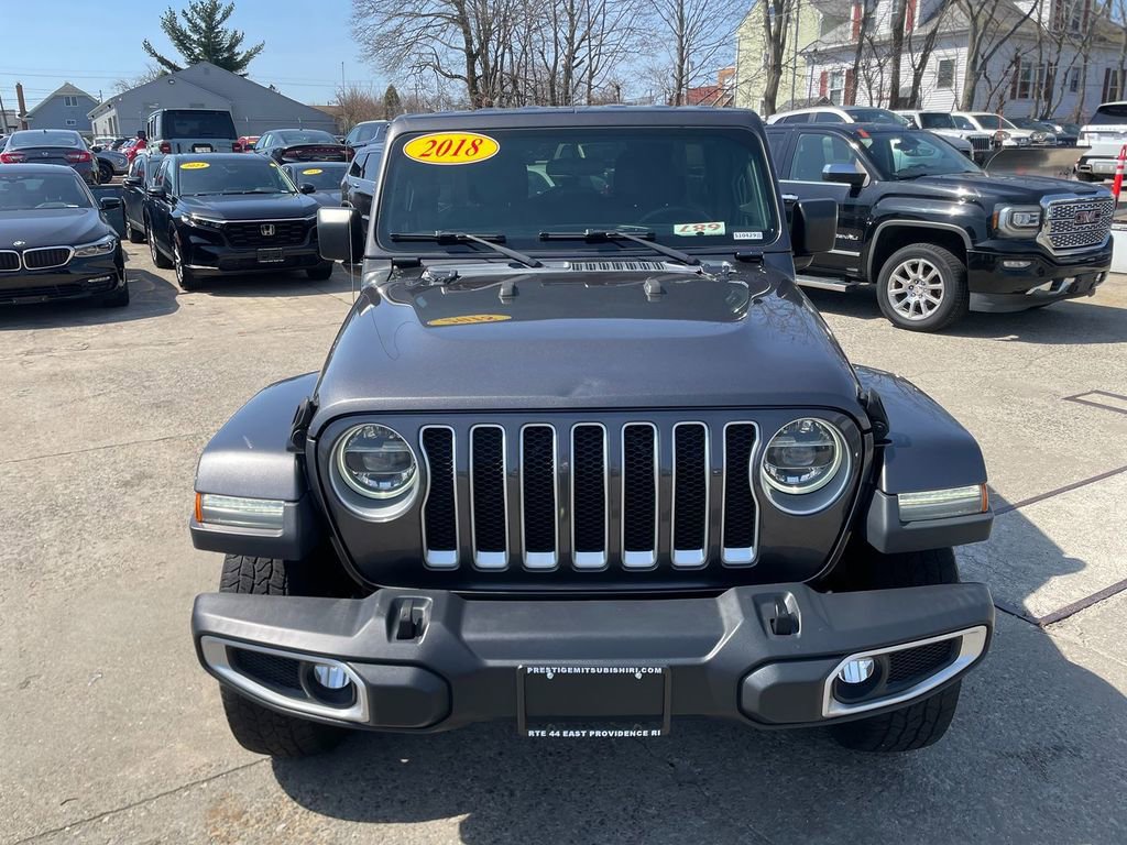 Used 2018 Jeep Wrangler Unlimited Sahara AWD/4WD image 3