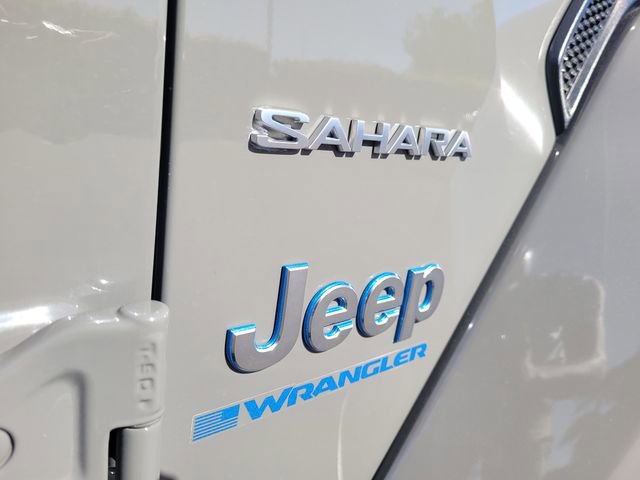 Used 2023 Jeep Wrangler Unlimited Sahara w/ Cold Weather Group AWD/4WD image 30