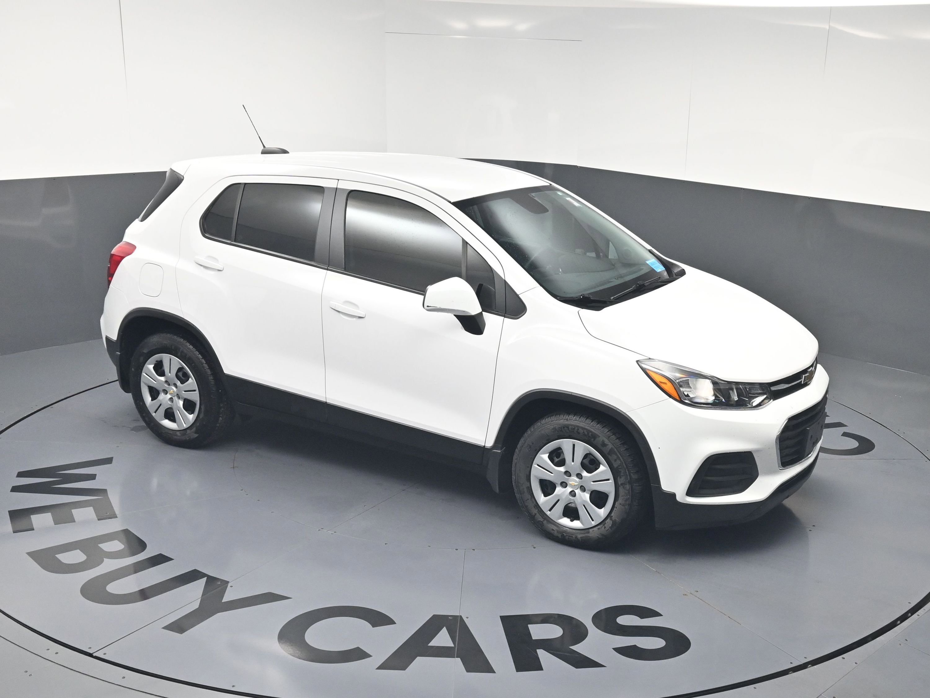 Used 2019 Chevrolet Trax LS FWD image 23