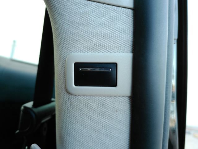 Used 2019 Mercedes-Benz Metris Passenger image 26