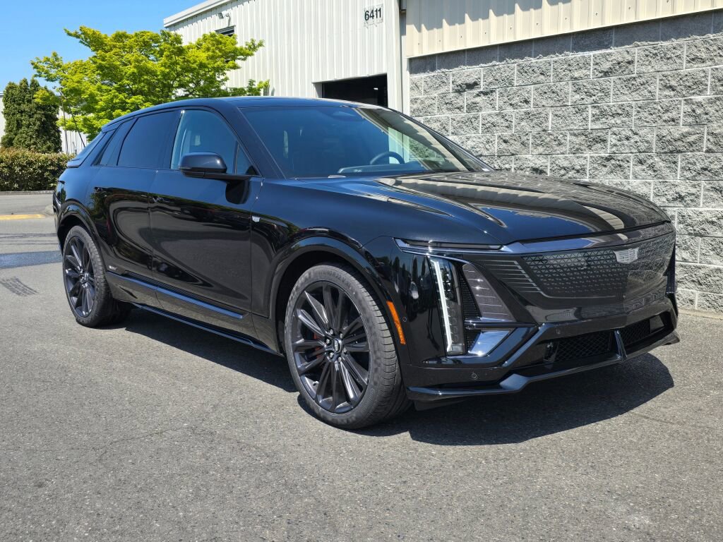 New 2026 Cadillac Lyriq V image 10