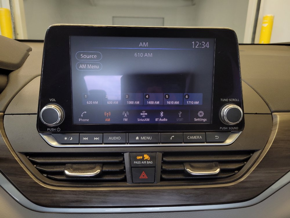 Used 2024 Nissan Altima 2.5 SV AWD/4WD image 25