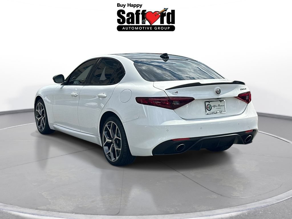 Used 2019 Alfa Romeo Giulia AWD w/ Quick Order Package 22J Sport image 6