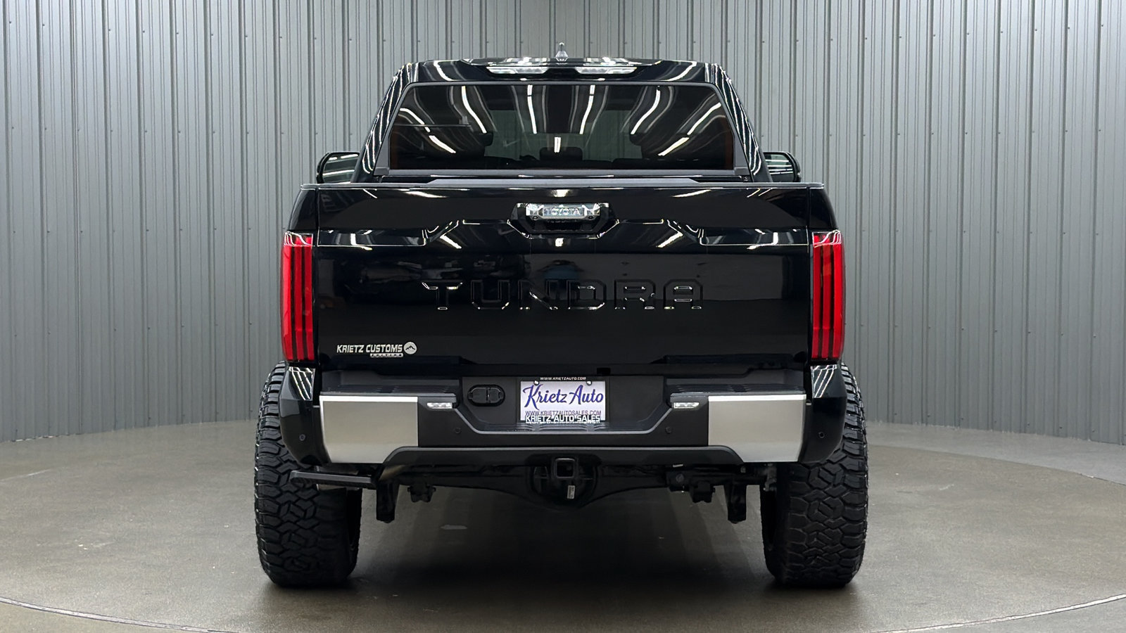 Used 2026 Toyota Tundra Limited AWD/4WD image 4
