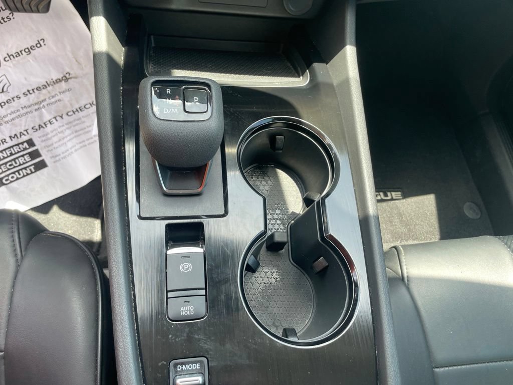 Used 2023 Nissan Rogue SV FWD image 20