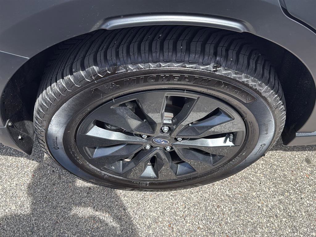 Used 2025 Subaru Outback Onyx Edition XT AWD/4WD image 6