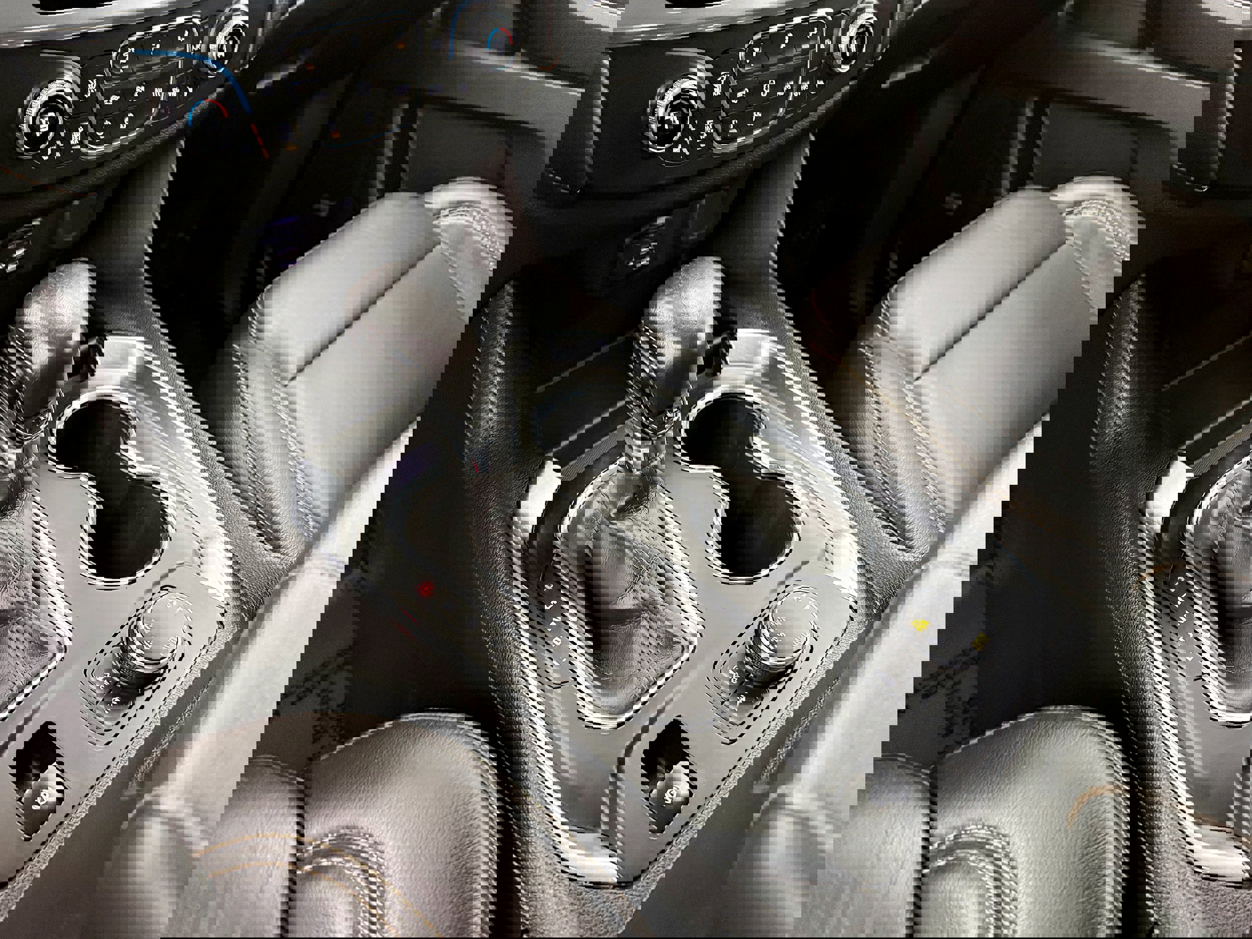 Used 2021 Chevrolet Traverse RS image 21