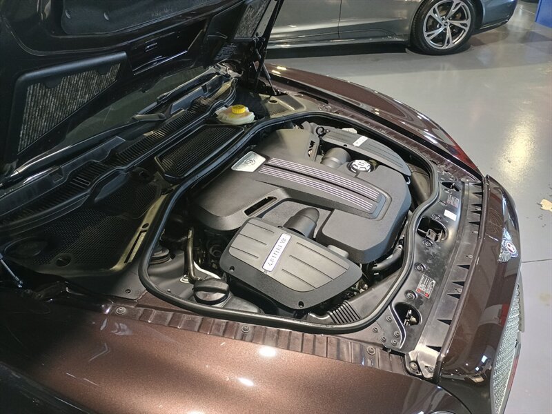 Used 2016 Bentley Flying Spur V8 AWD/4WD image 43