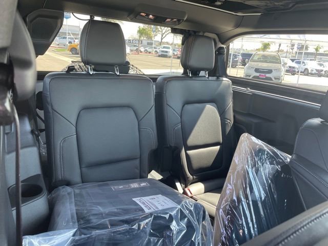 New 2026 Ford Bronco Badlands image 25