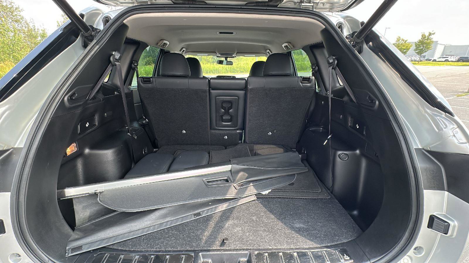 Used 2022 Mitsubishi Outlander SE image 22