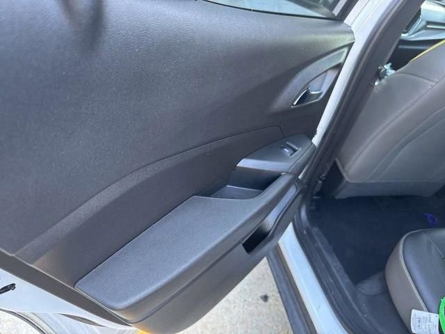 Used 2025 Chevrolet Trax ACTIV w/ Driver Confidence Package image 17