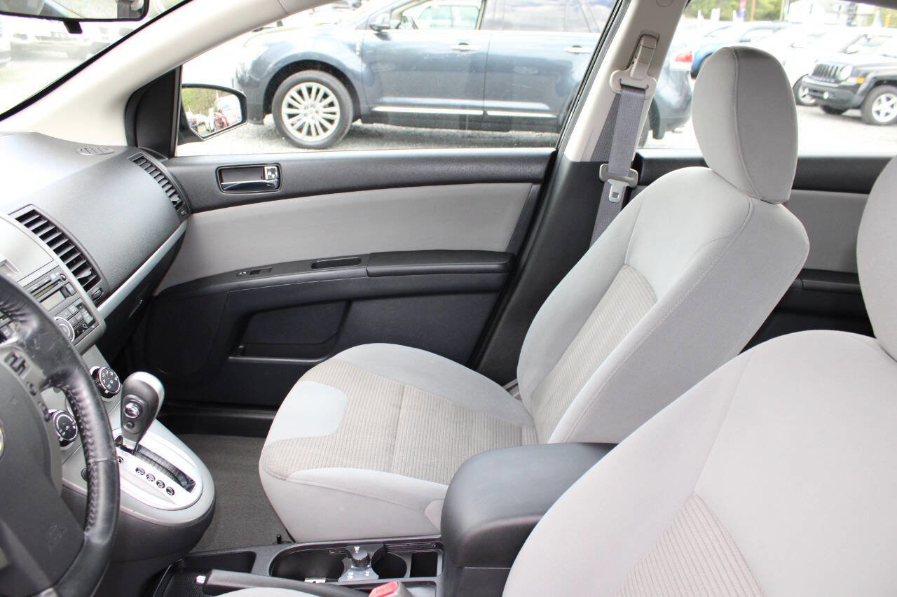 Used 2011 Nissan Sentra 2.0 SR w/ Convenience Pkg FWD image 14
