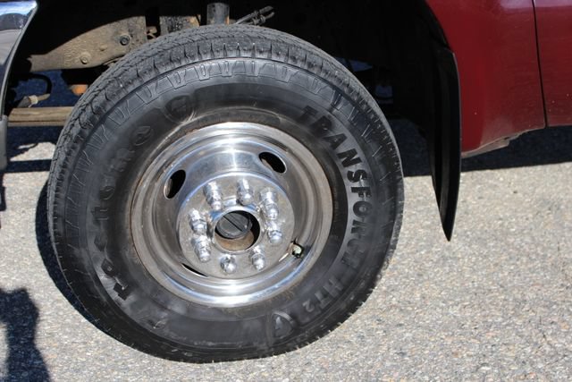 Used 2004 Ford F350 XL AWD/4WD image 7