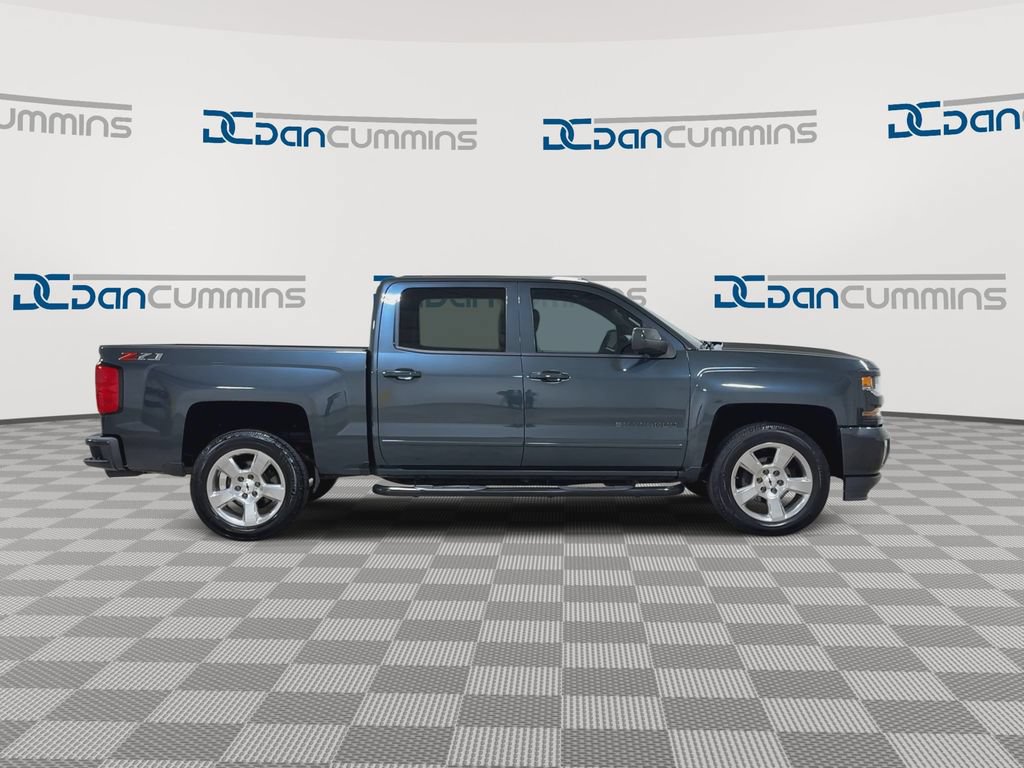 Used 2018 Chevrolet Silverado 1500 LT w/ All Star Edition AWD/4WD image 9