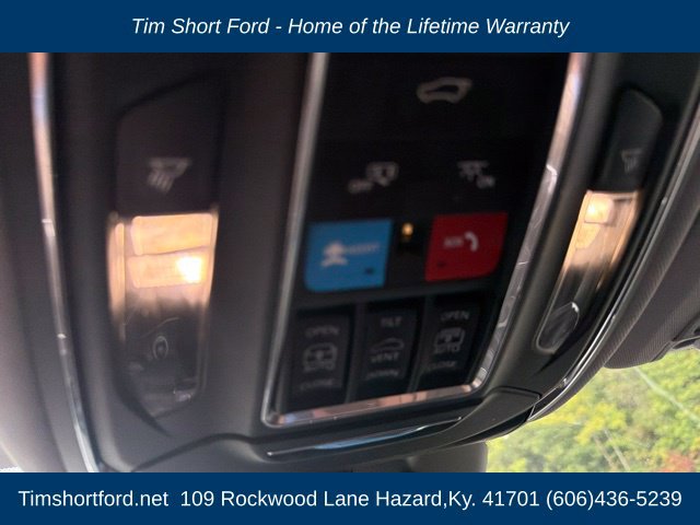 Used 2022 Jeep Grand Cherokee Limited 4xe w/ Luxury Tech Group II AWD/4WD image 35