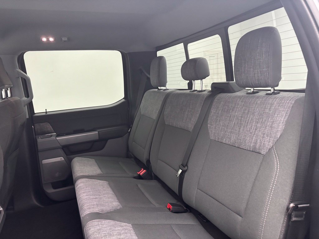 Used 2023 Ford F250 XLT w/ XLT Premium Package AWD/4WD image 39