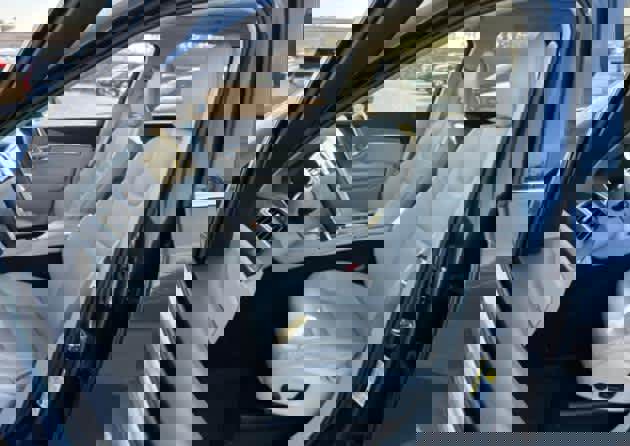 Used 2024 Volvo XC90 T8 Plus image 2