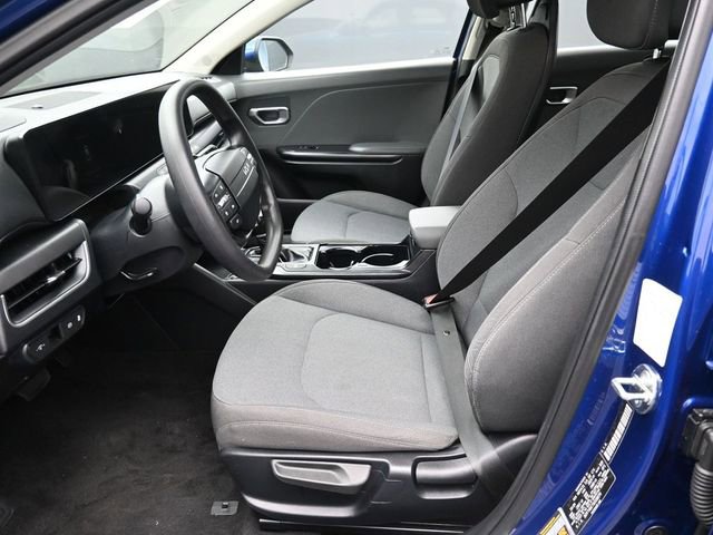 Used 2025 Kia K4 LXS image 21