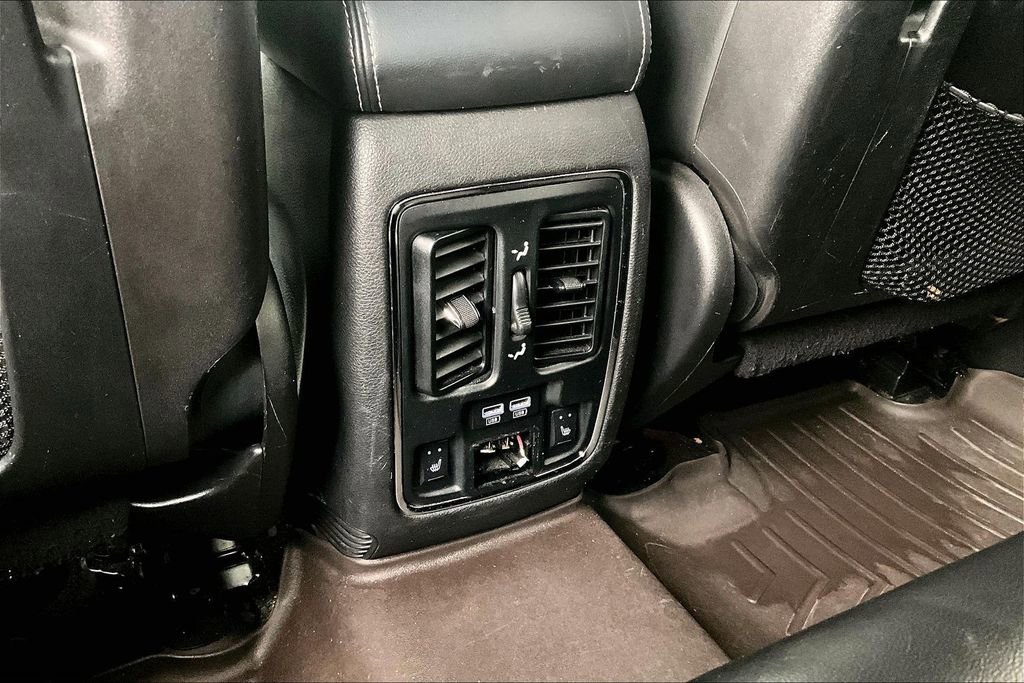 Used 2015 Jeep Grand Cherokee Limited image 31