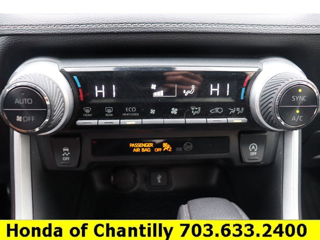 Used 2021 Toyota RAV4 XLE image 16