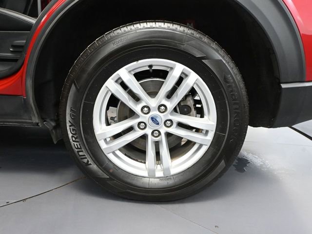 Used 2023 Ford Explorer XLT w/ Equipment Group 202A image 14