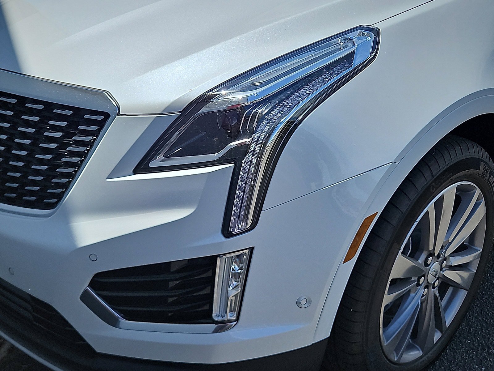 New 2026 Cadillac XT5 Premium Luxury w/ Driver Assist Package AWD/4WD image 10