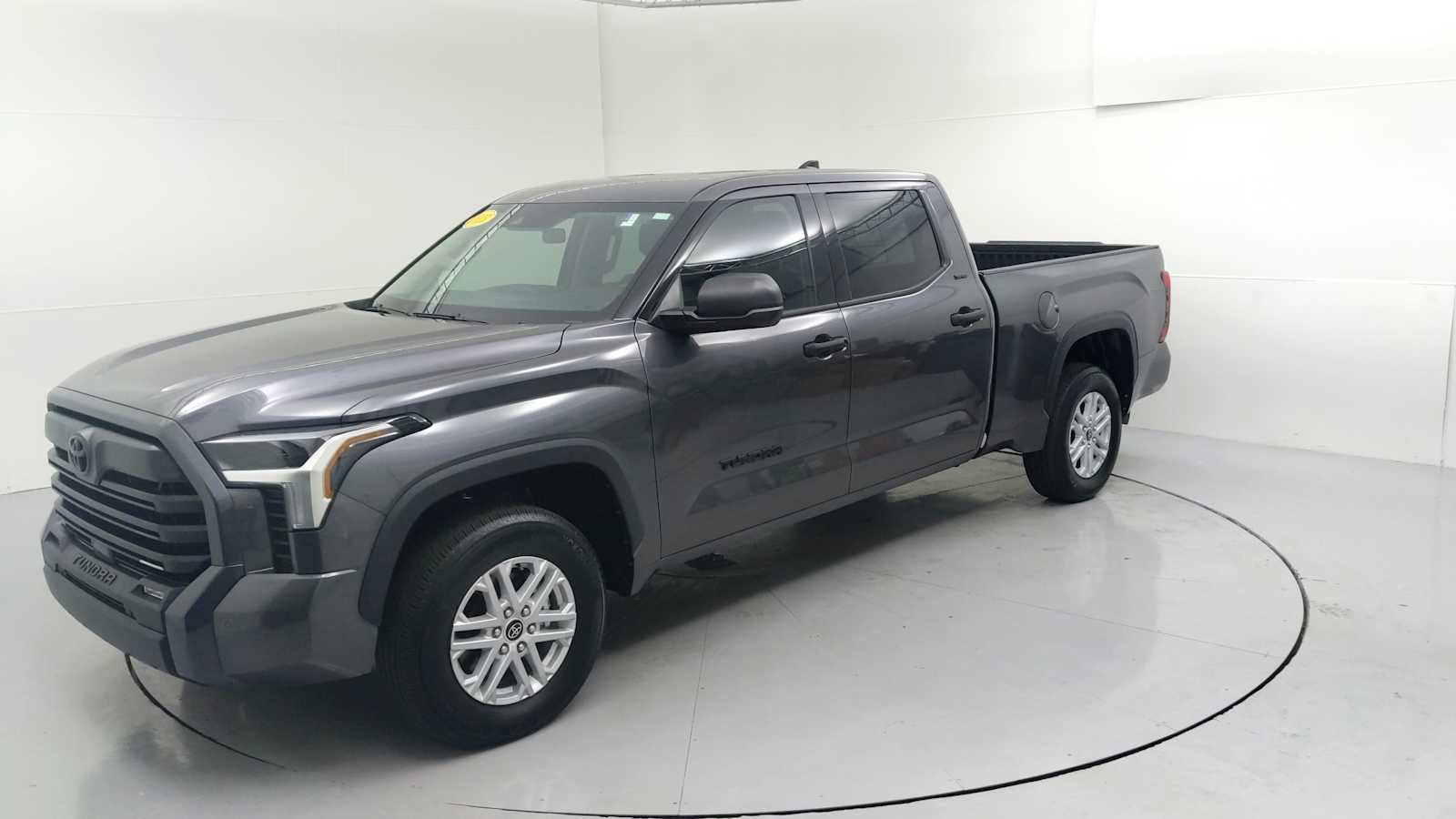 Used 2023 Toyota Tundra SR5 image 4